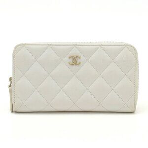 CHANEL White Caviar Leather Coco Mark Wallet